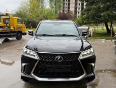 Lexus LX
