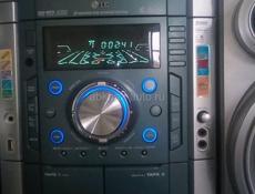 Музыкальный центр LG LM-K3565