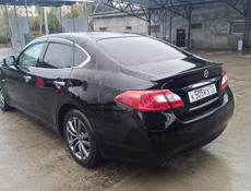 Nissan fuga