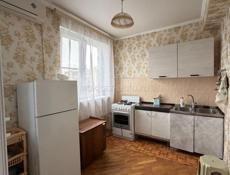 Сдаётся двухкомнатная квартира без выселения!