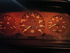 Mercedes-Benz 124