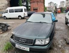 Audi 100