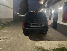 Infiniti QX56