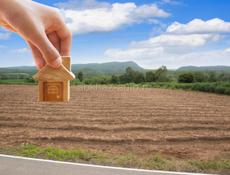 СРОЧНО ПРОДАЕТСЯ УЧАСТОК ПО УЛ. БРАТЬЕВ ЗАНТАРИЯ 