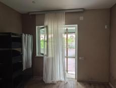 С. Псахара, Красный крест, ул. Армянская  7 д. Рядом с трассой