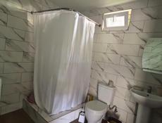 С. Псахара, Красный крест, ул. Армянская  7 д. Рядом с трассой