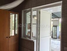 С. Псахара, Красный крест, ул. Армянская  7 д. Рядом с трассой