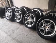 Продается диск с шинами R21. 295/35/ и R18. 255/55