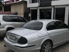 Jaguar X-Type