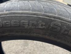 295/40 R21 
