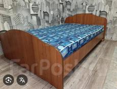 Куплю  1.5 спальные кровати б/у 