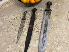 Кинжалы старинные 