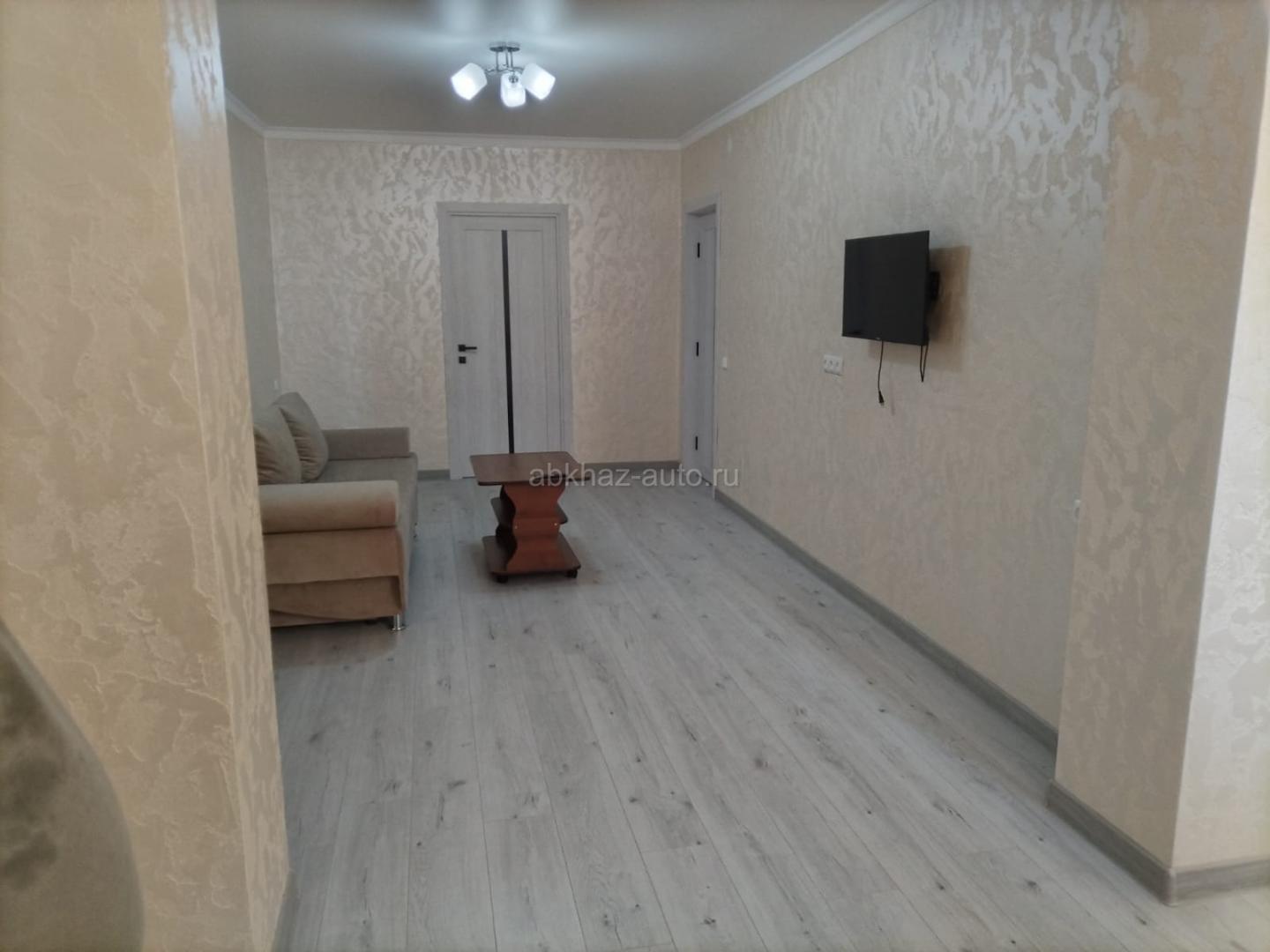 Двухкомнатная квартира на 1 этаже 