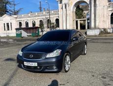 Nissan fuga