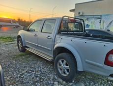 Isuzu Trooper