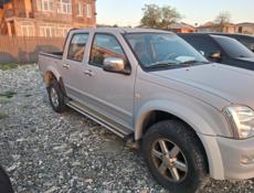 Isuzu Trooper