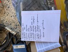 Запчасти на 124 мерседес.