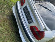 Mitsubishi Carisma