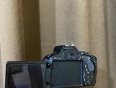 Продается фотоаппарат Canon EOS 600D 