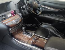 Nissan fuga