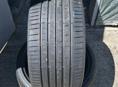 275/30R19