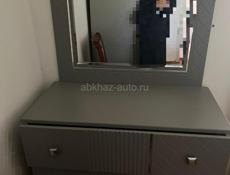 Продам спальный гарнитур 