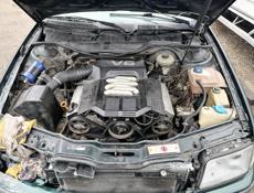 Audi 100