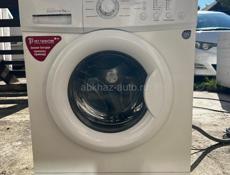 Стиральная машина LG 5-6 кг. загрузки