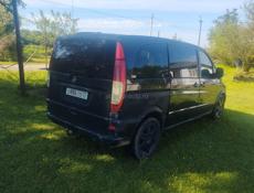 Mercedes-Benz Viano