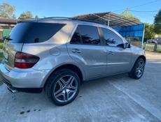 Mercedes-Benz ML