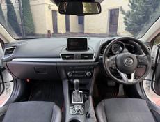 Mazda Аxela