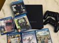  Sony PlayStation 4 Slim с двумя джойстиками 