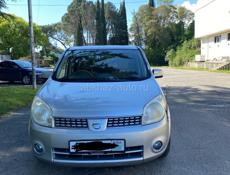 Nissan Lafesta