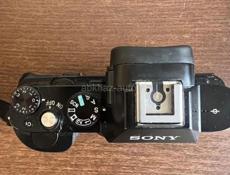 Sony a7 беззеркалка, полнокадровая + 2 АКБ