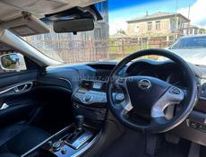 Nissan fuga