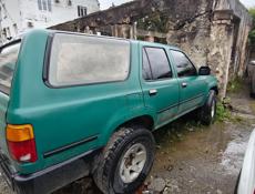 Toyota Hilux Surf