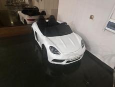 Продаю машину Porsh