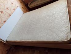 Продаются кровати и горка.