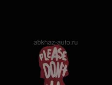 Официантка.