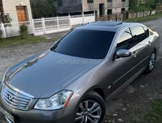 Infiniti M35