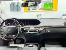 Mercedes-Benz S-Класс