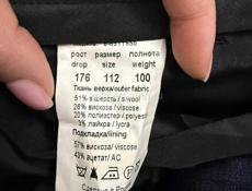 Мужской костюм (тройка) в отличном состоянии, фирмы Novak