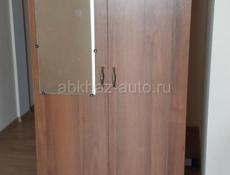 В продаже,шкаф двухстворчатый и кухня 2.0м на фото не вся кухня!!!