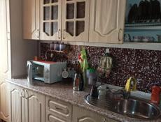 Продам квартиру на 1мэтаже трешку кемпинг