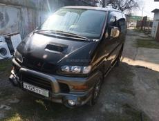 Mitsubishi Dingo