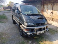 Mitsubishi Dingo
