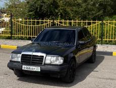Mercedes-Benz 124
