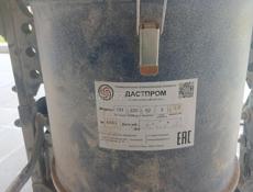 В продаже комплектация для заливки цветного и обычного бетона.И шлифовки и полировки бетона, кирпича,камня и т.д.