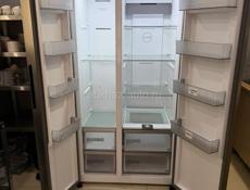 Продаю холодильники столы стулья диваны кафе работала 3 месяца все новое !!!