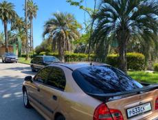 Mitsubishi Carisma